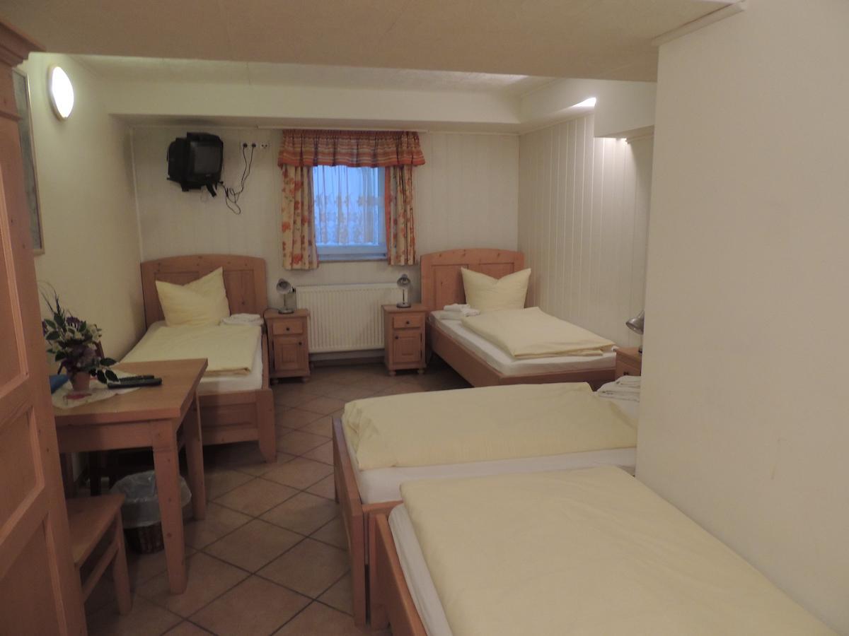 Hotel-Gasthof Eberherr Forstinning 部屋 写真
